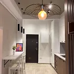 Radiant Center Apartmant * Бухарест